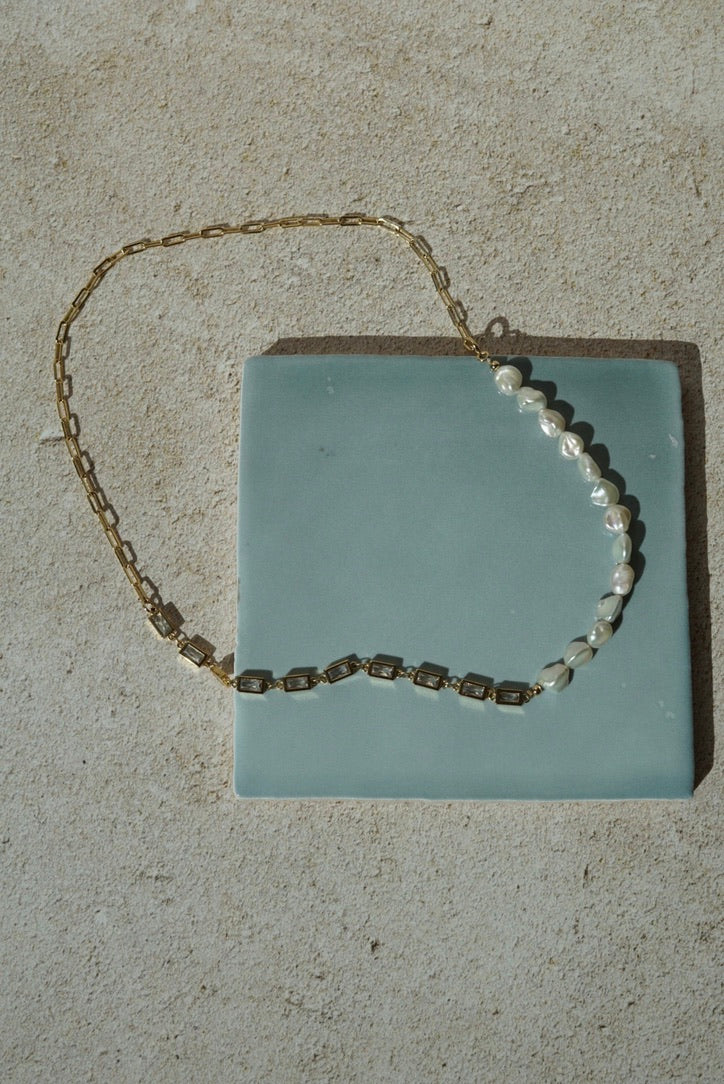 MONTECITO Diamond Baguette & Pearl Mixed Chain Necklace
