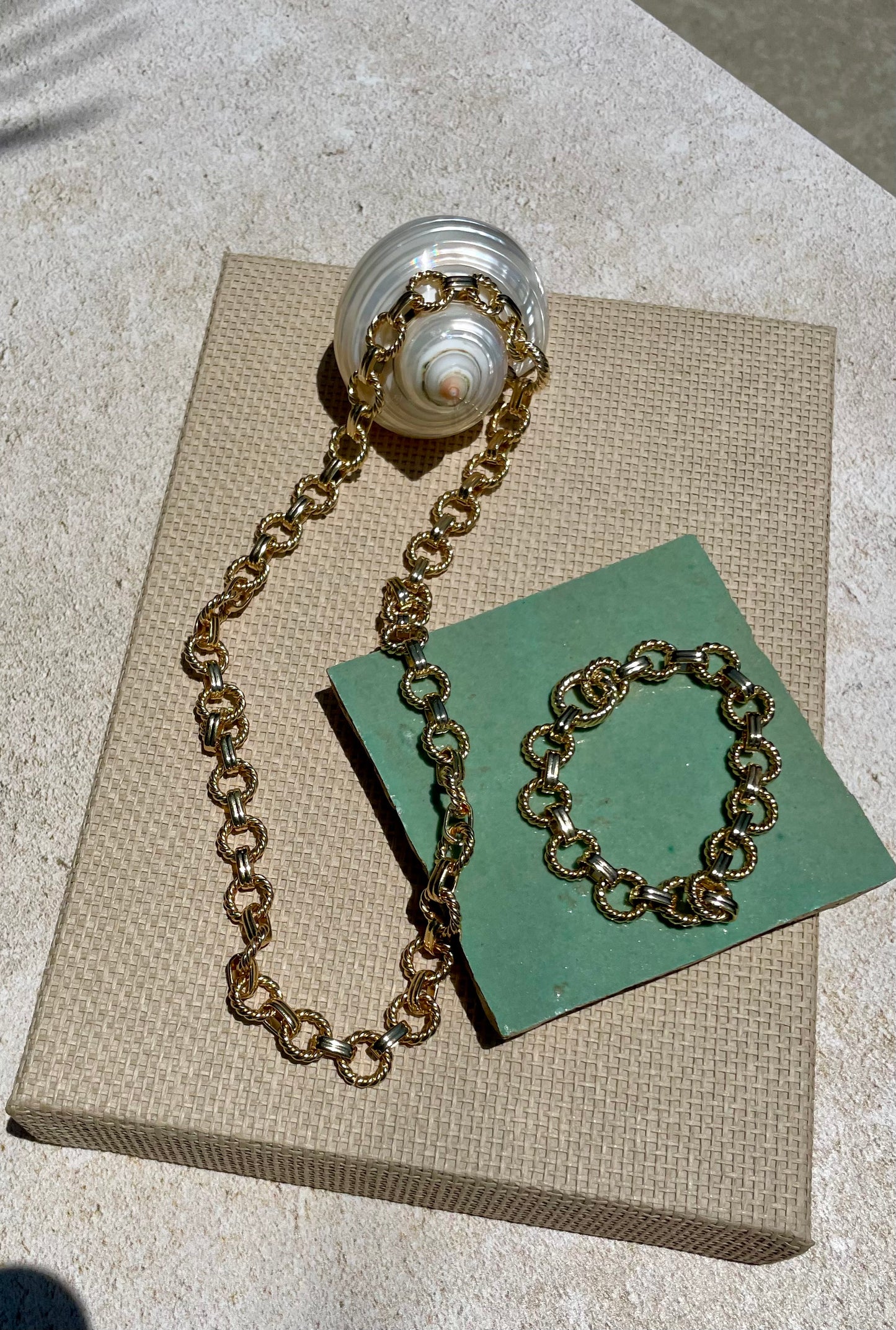 LA JOLLA Vintage Inspired Twist Chain Bracelet