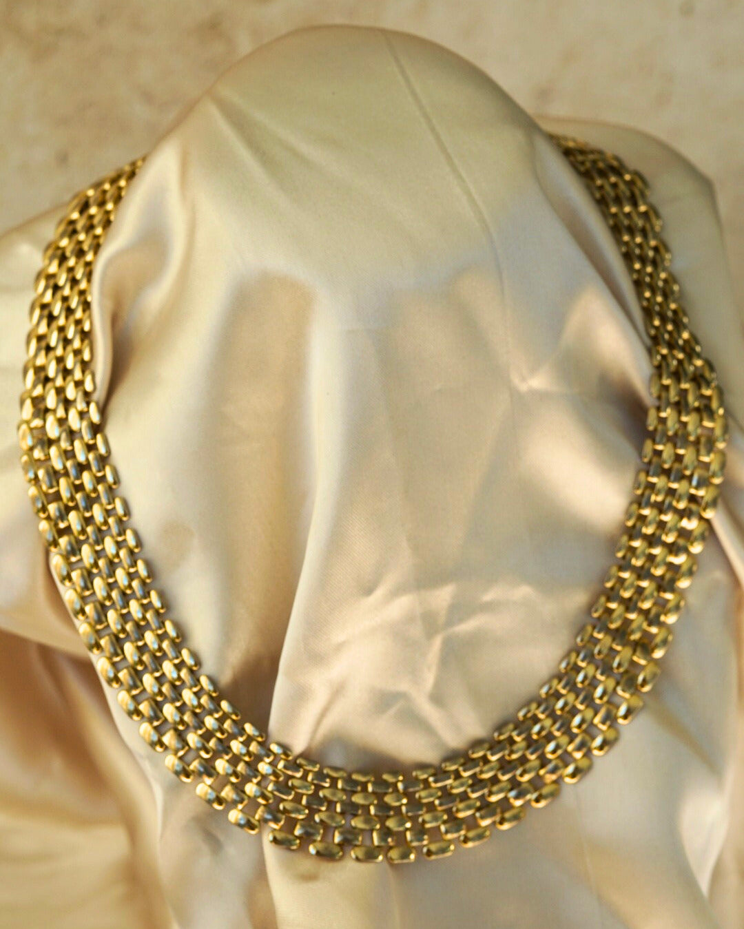 GIANNI Vintage Collar Necklace Gold